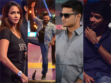 Telugu Titans Vs Kolkata Kabaddi Match Photos